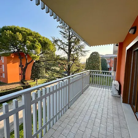 Premium Peschiera Apartman *